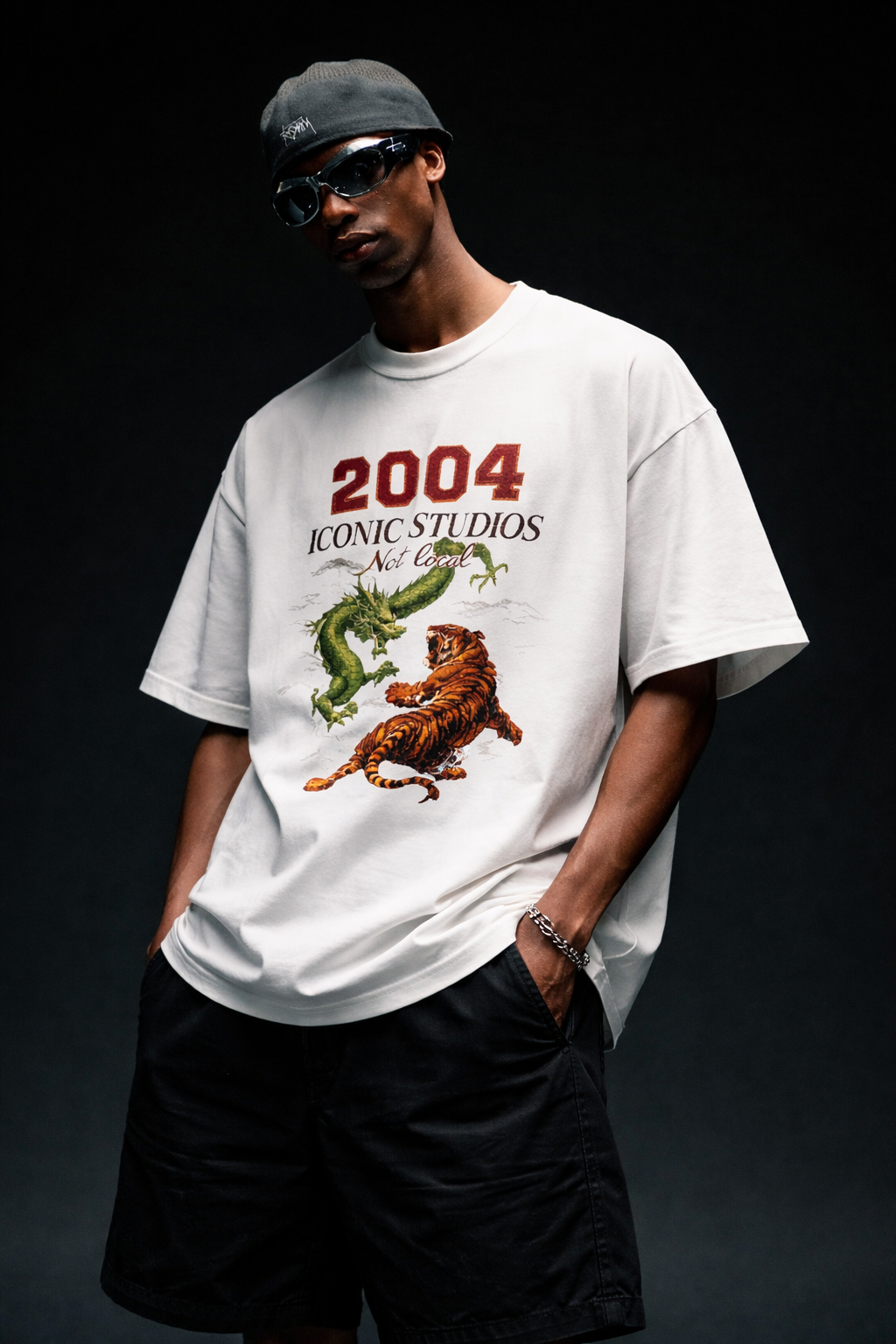 iconic studios tee-shirt
